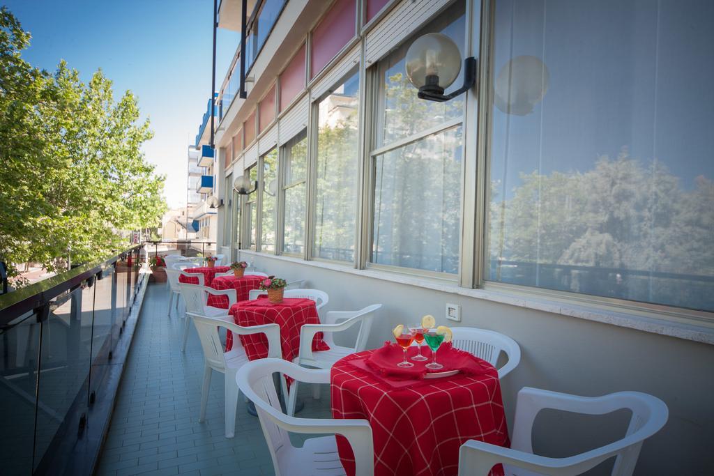 Hotel Madison Riccione Exteriér fotografie